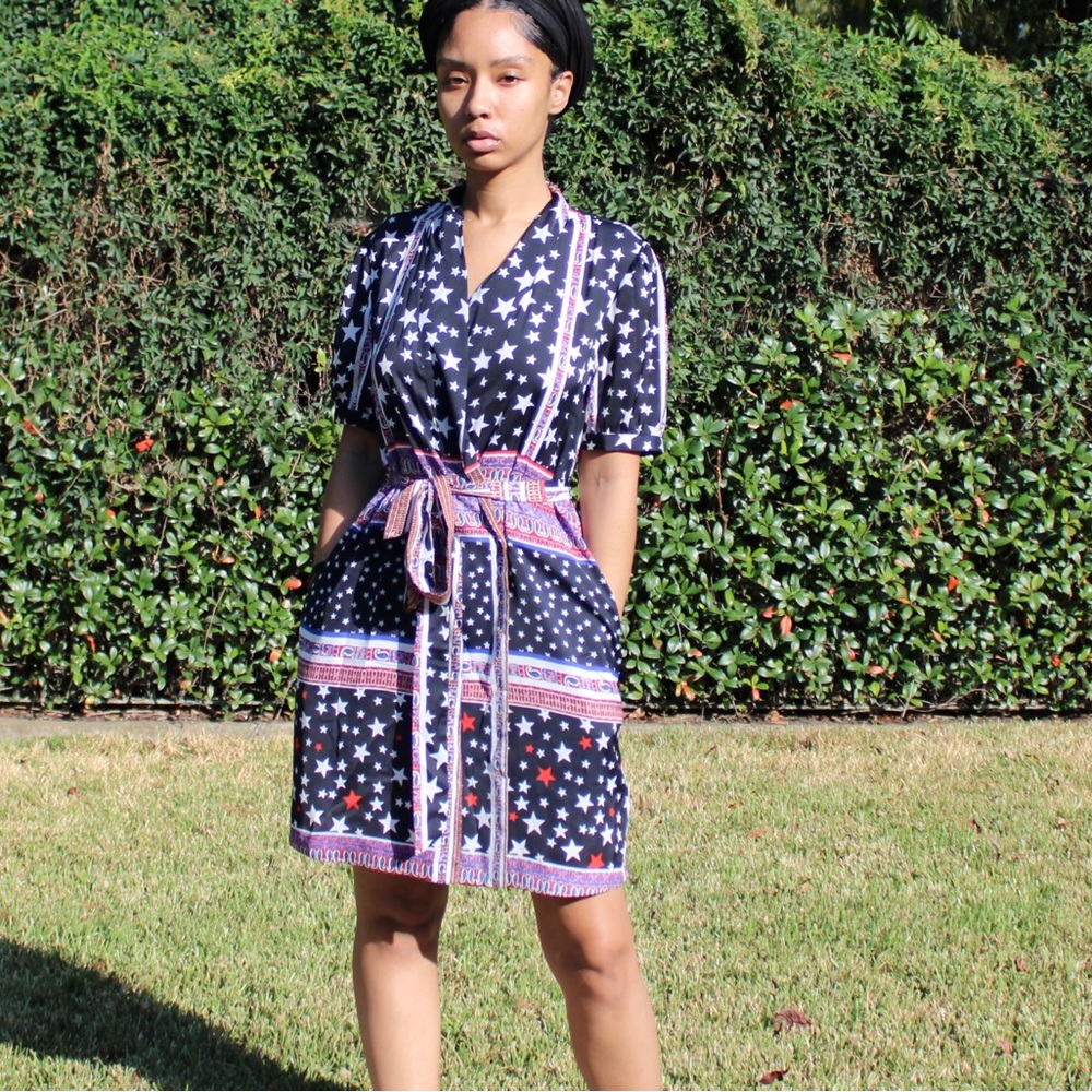 🍎 Independently Blue, Red and White Tie Up Dress